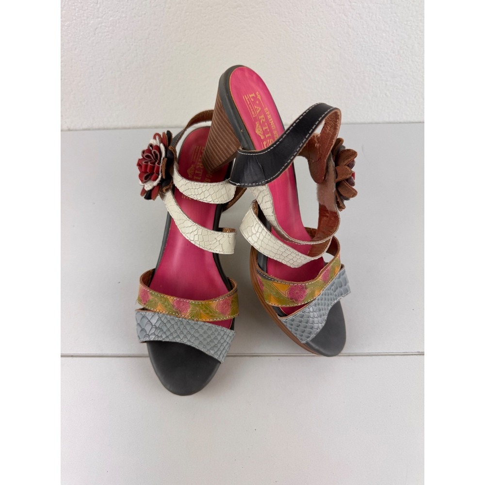 Multicolor Floral Accent Women’s Sandals in Pink, Cream & Gray